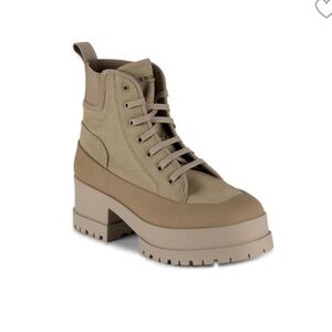 Robert Clergerie Tan Ankle Boots